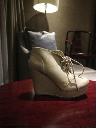 Shoe 29